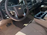 2018 Silverado 4x4 (clean and straight)